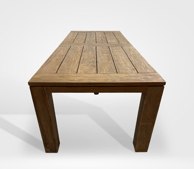 Timbra Bellusco Tuintafel 240x100x76 - Teak - Chester 