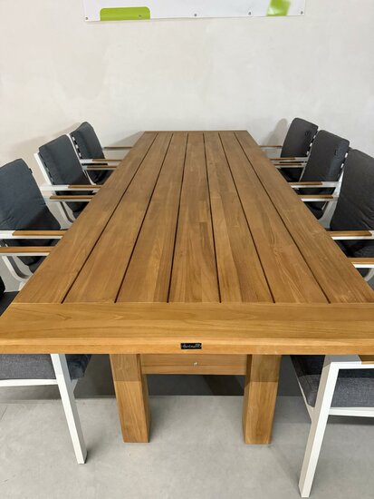 Hartman Breeze/Yasmani 9-Delige Dining Set