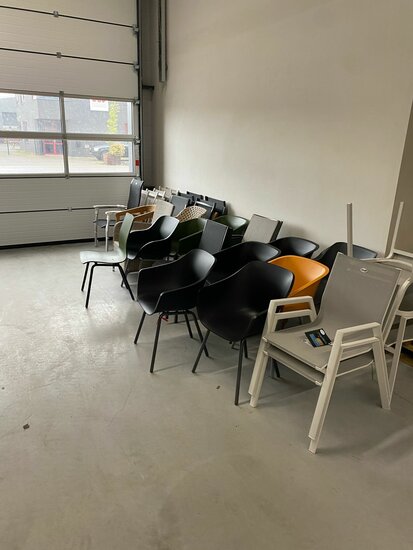 Stoelen actie Uitzoeken