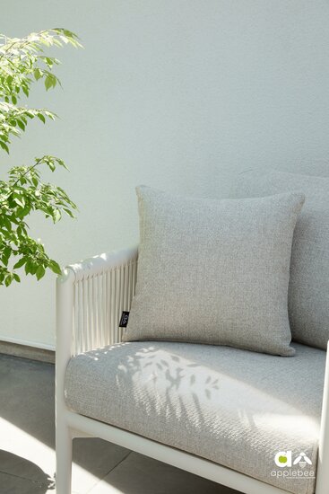 Apple Bee sierkussen 45x45 cm - Cotton Flower